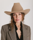 Load image into Gallery viewer, Lane Cowboy Hat
